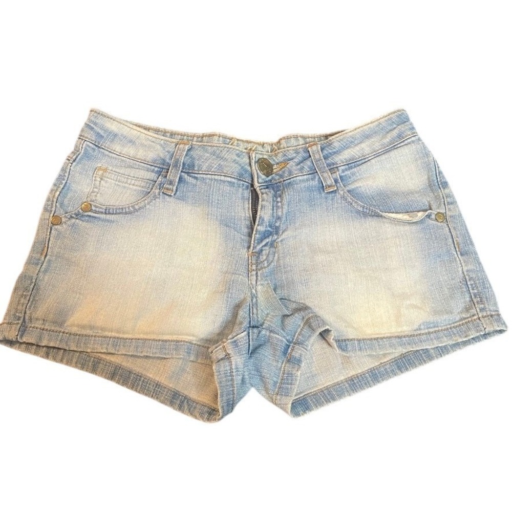 Southpole Womens Light Wash‎ Denim Shorts Heart Pockets Rhinestone Size 3 Y2K
